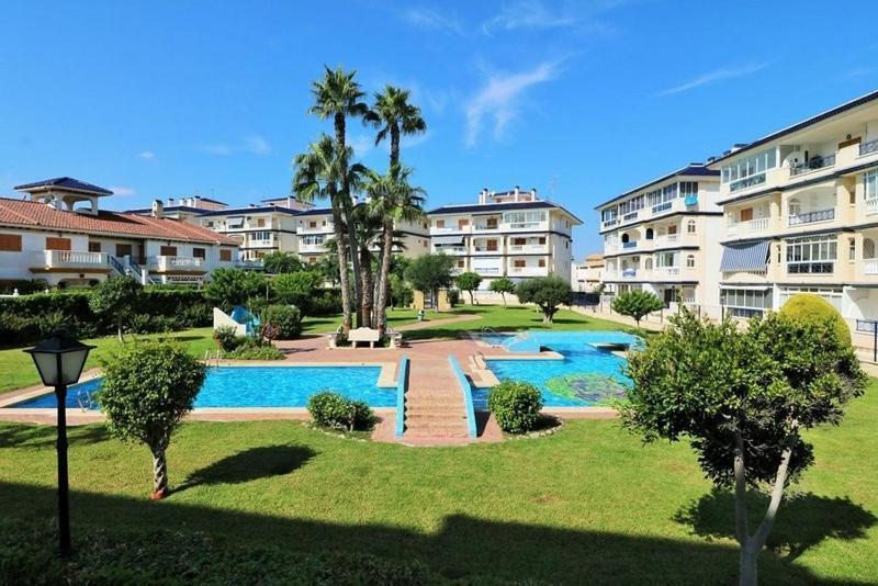 Apartamento Cerca De La Playa La Mata La Mata  Exterior foto