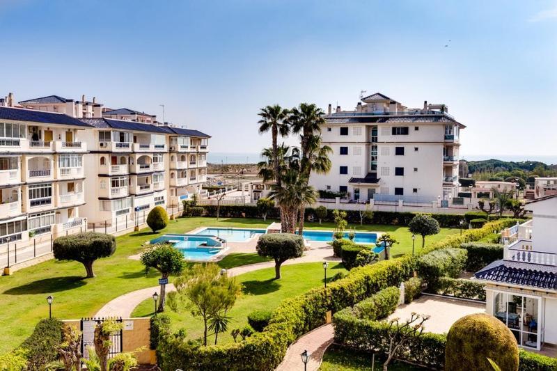 Apartamento Cerca De La Playa La Mata La Mata  Exterior foto